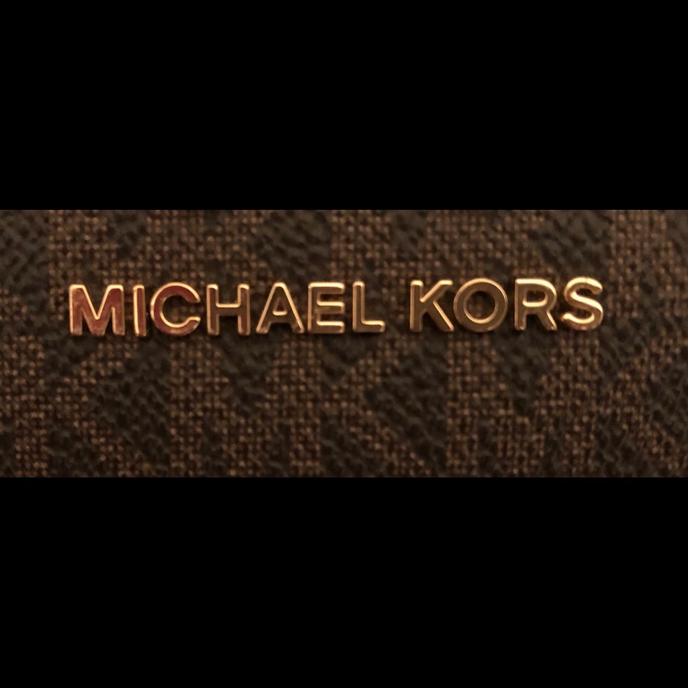 Michael Kors Wristlet